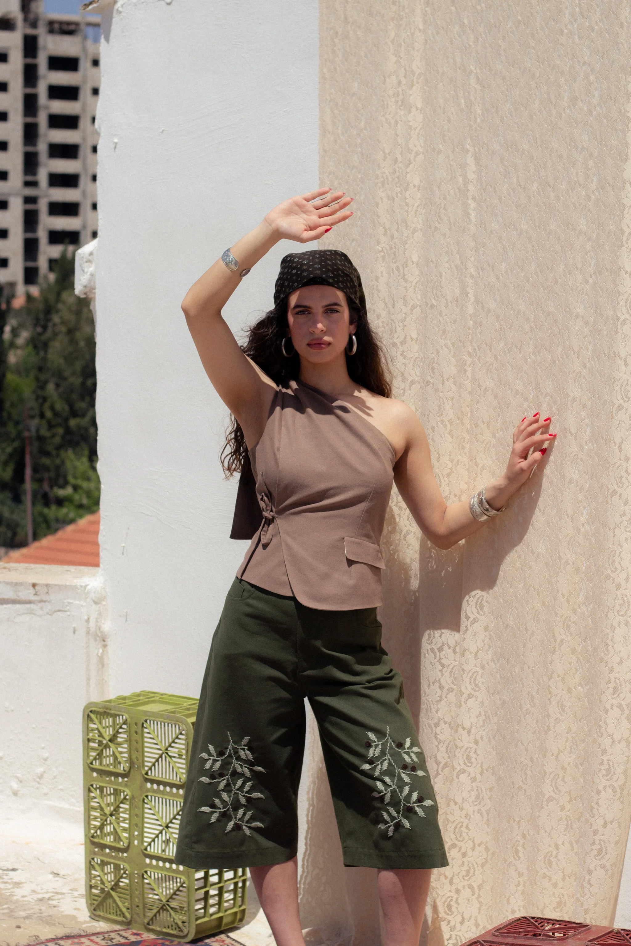 Aiyla shorts (embroidered) - Image 4