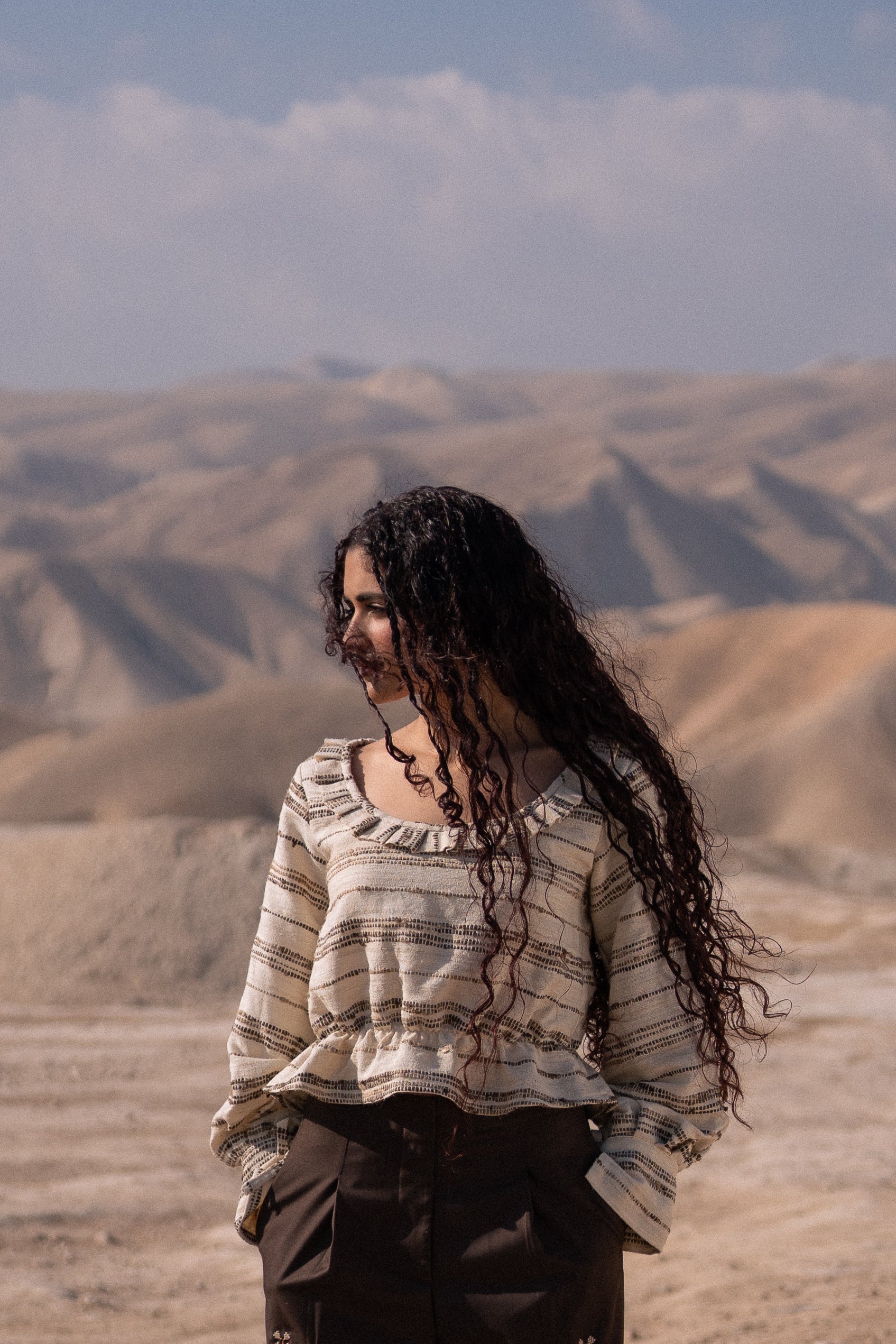 Cyra hand-woven silk top - Image 4