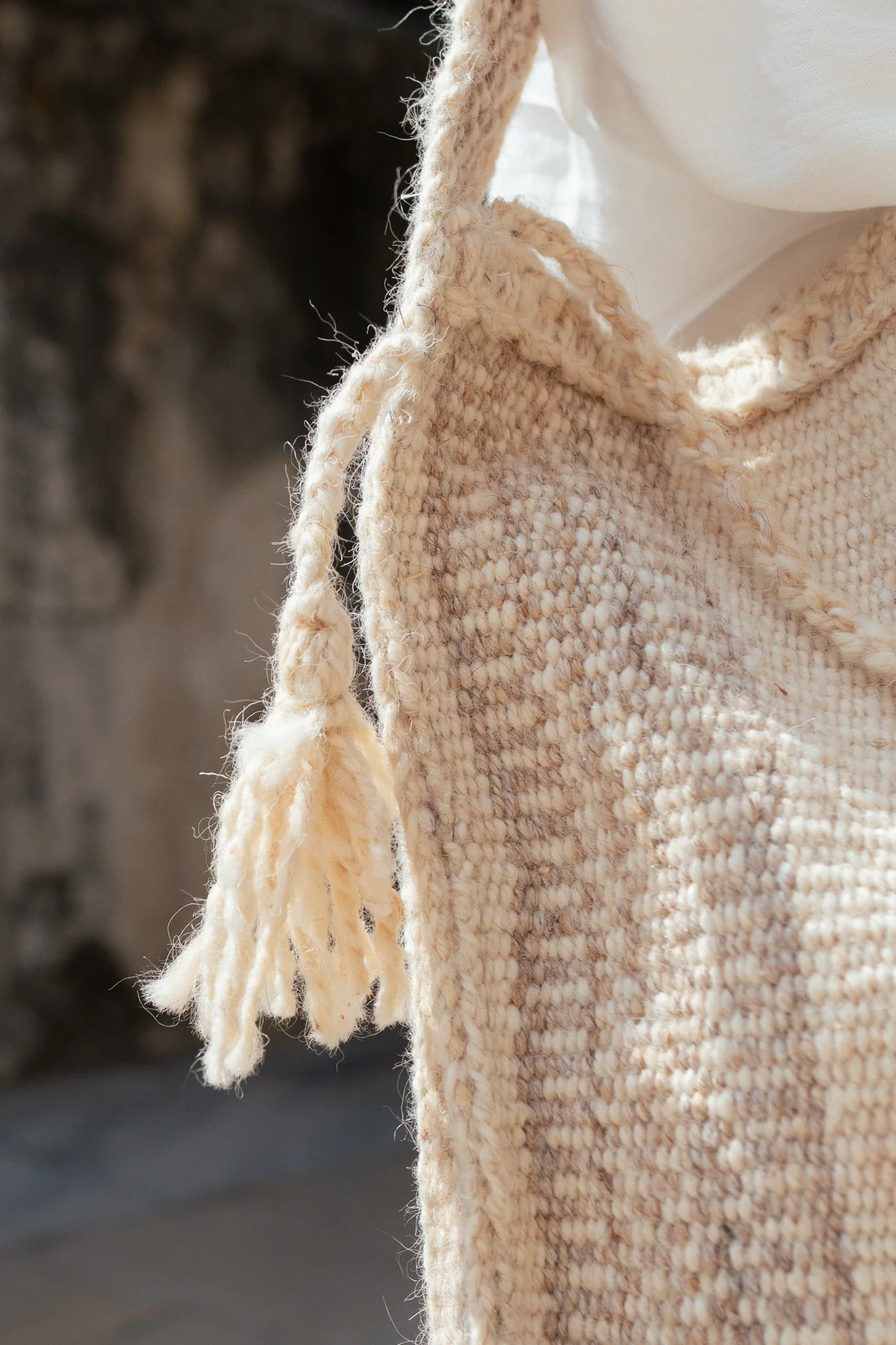 Daria hand-woven bag (natural) - Image 4