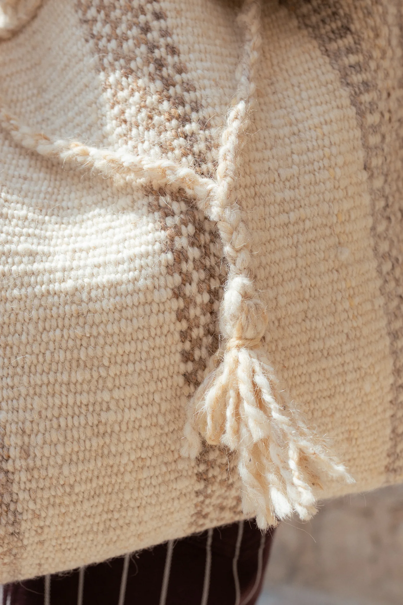 Daria hand-woven bag (natural) - Image 5