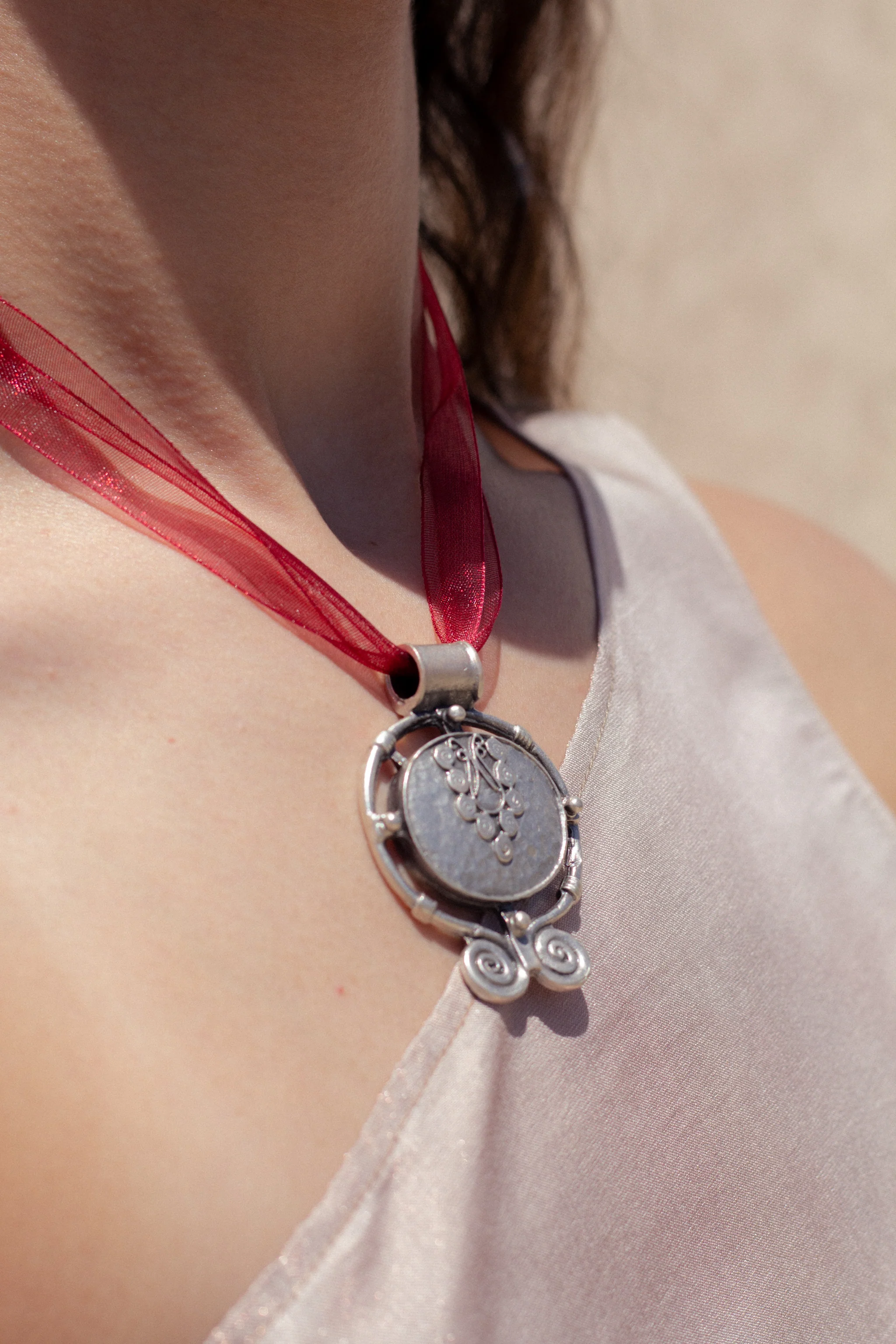 Samara chunky necklace - Image 3
