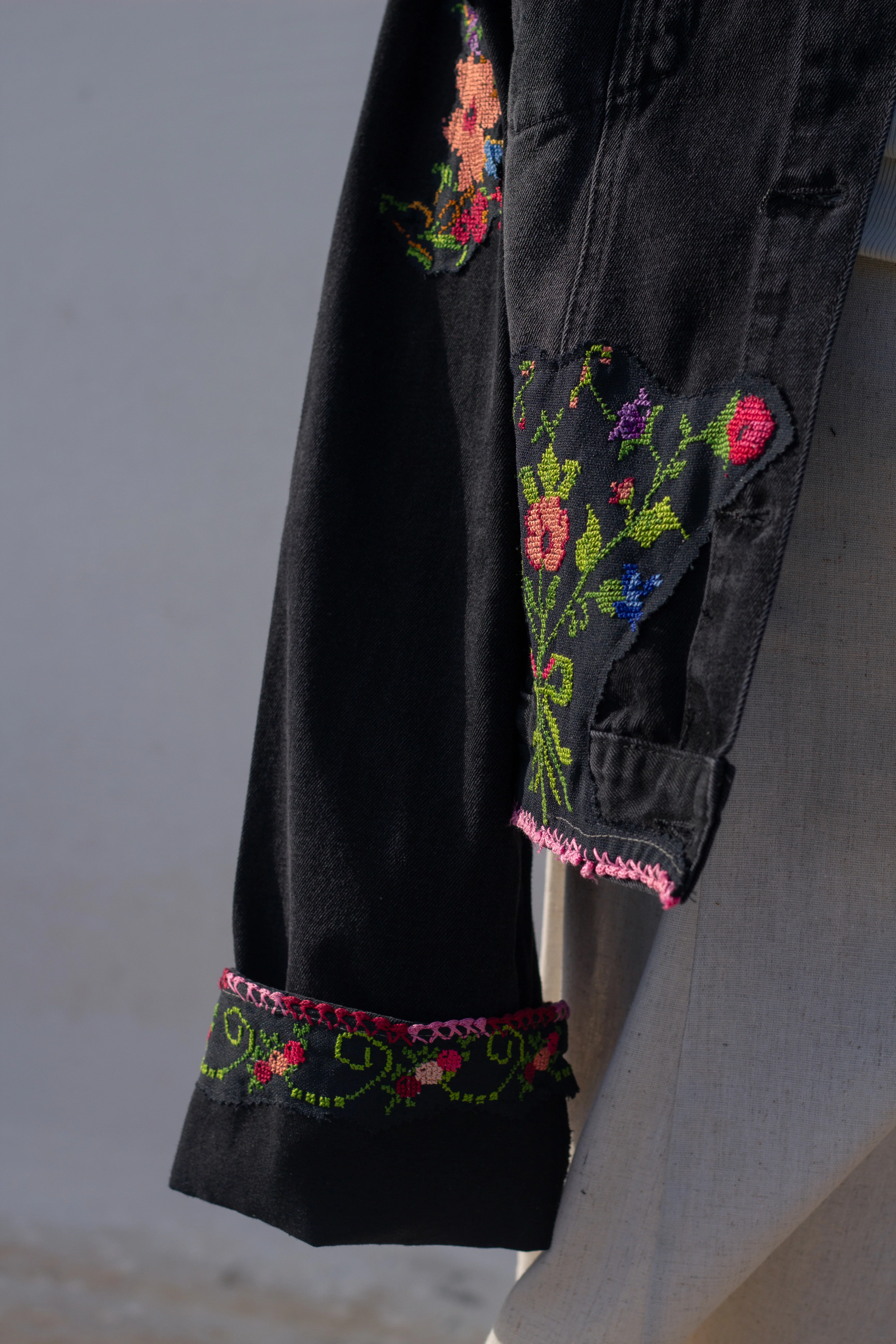 Tatreez jacket no. 10 - Image 4